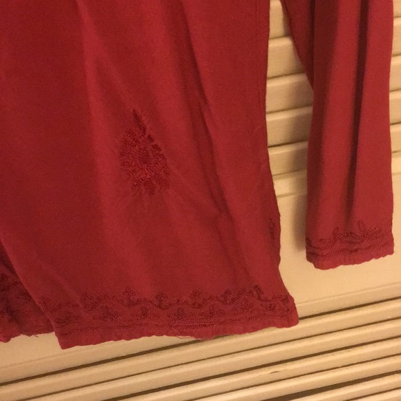 Fashion Fuse burgundy tunic - Picture 3 of 3